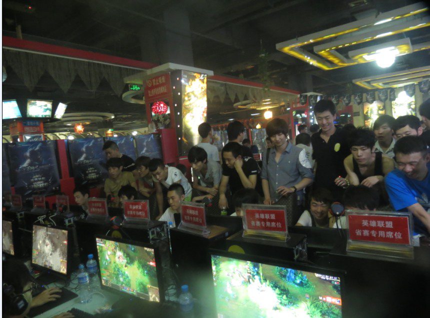 生命不息，整活不止？DK上演换位大乱斗，接下来还要换