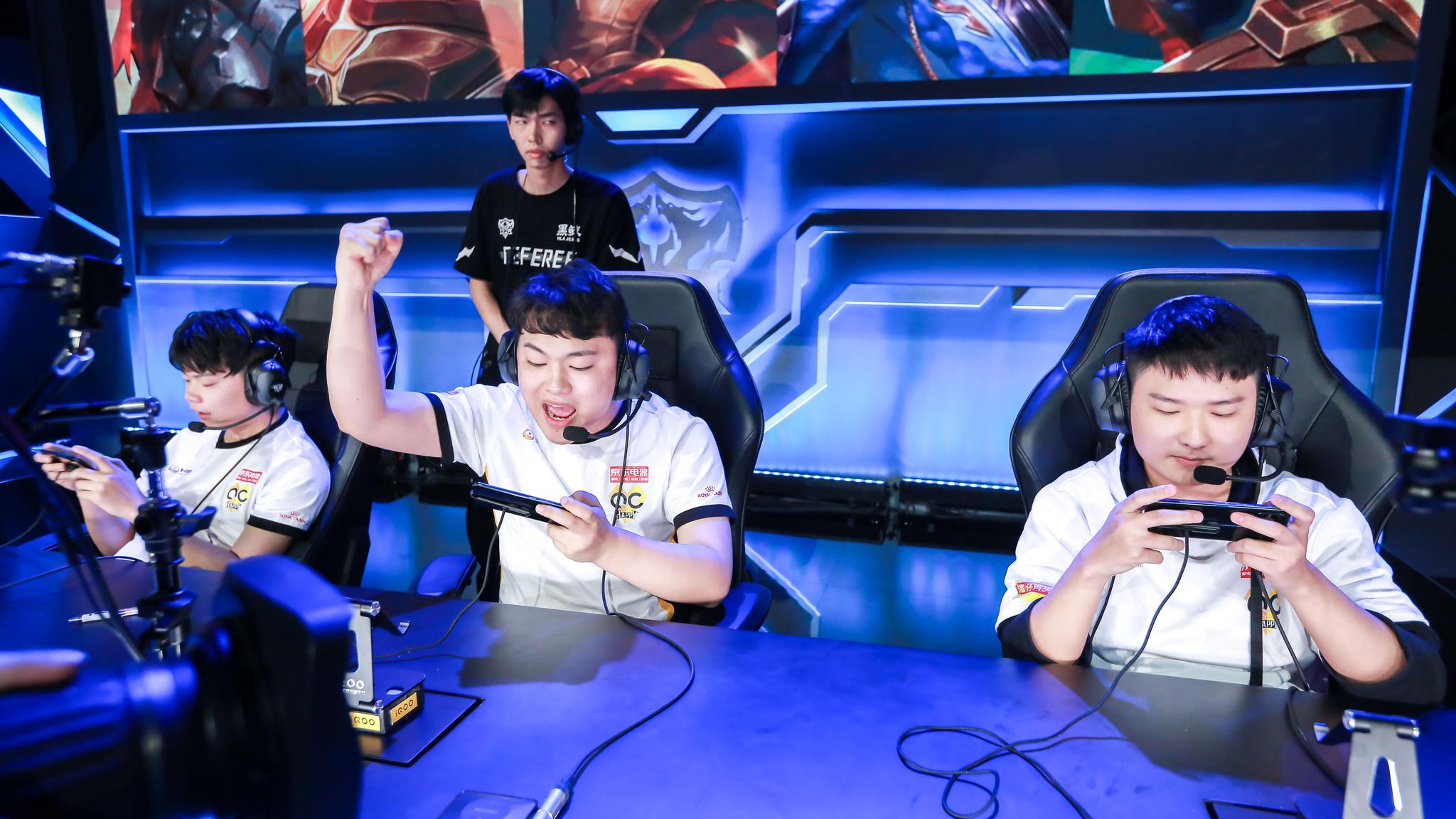 传闻： Sayonara 与 Team Vitality 签约，但将继续为 DVM 效力直到 2026 年