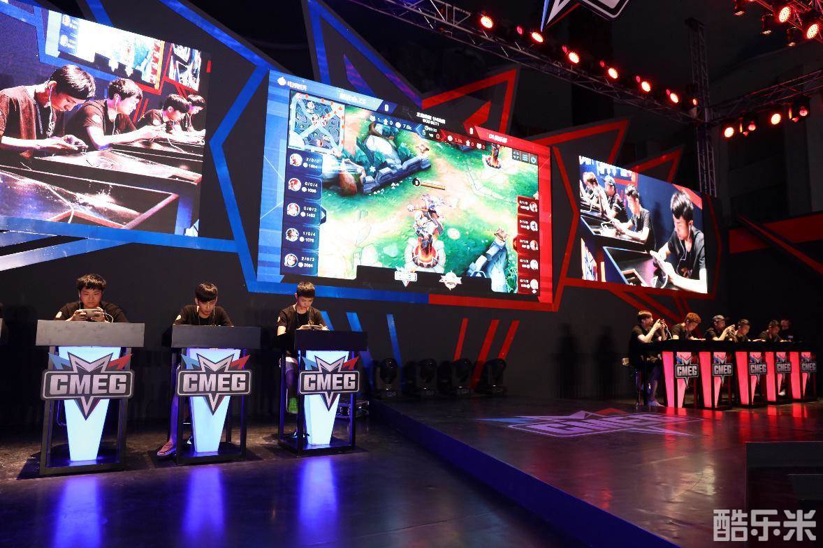 RNG实现反超登顶，这次Upcomer的排名合理了吗？